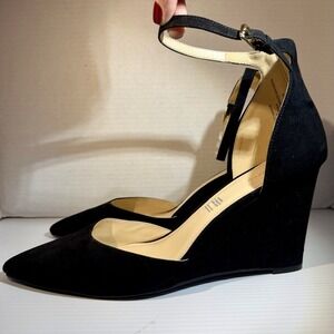 Liz Claiborne Hawkin Pointed Toe Ankle Strap Faux Suede Black Wedge Heels 12 M